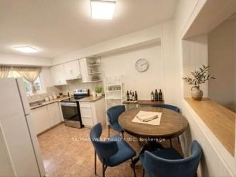 Photo 7 at 37 - 69 Maple Branch Path, The Westway, Toronto