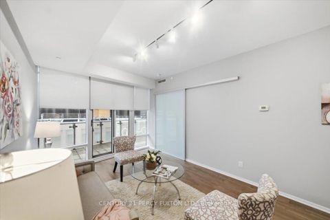 Photo 14 at 313 - 1 Bloor Street E, Yonge Corridor, Toronto