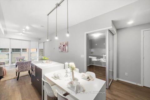 Photo 15 at 313 - 1 Bloor Street E, Yonge Corridor, Toronto