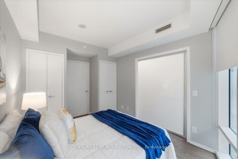 Photo 30 at 313 - 1 Bloor Street E, Yonge Corridor, Toronto