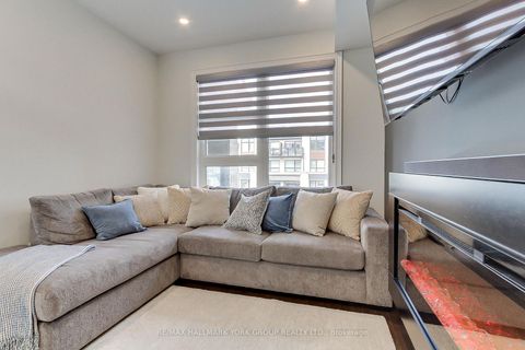 Photo 11 at 534 New England Court, Summerhill Estates, Newmarket