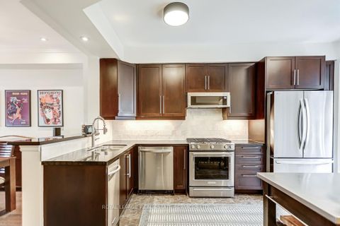 Photo 6 at #8 - 245 Van Dusen Boulevard, City Centre West, Toronto