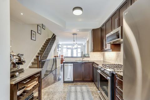 Photo 7 at #8 - 245 Van Dusen Boulevard, City Centre West, Toronto