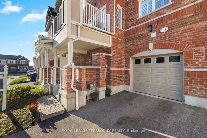 Photo 2 at 1058 Clipper Lane, Rural Pickering, Pickering