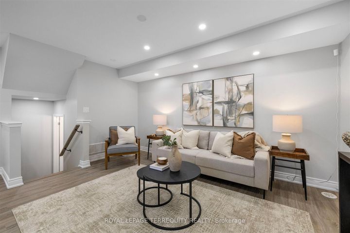 Photo 8 at 1058 Clipper Lane, Rural Pickering, Pickering