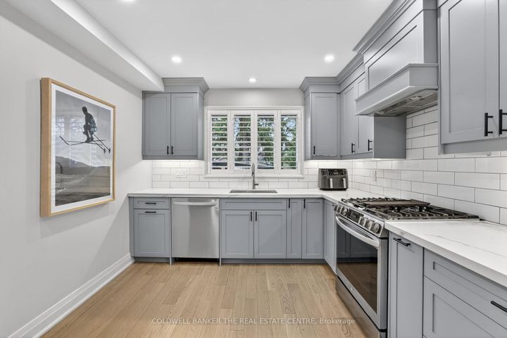 Photo 11 at 404 Botsford Street, Central Newmarket, Newmarket