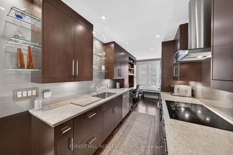 Photo 8 at 252 Spadina Road, Casa Loma, Toronto