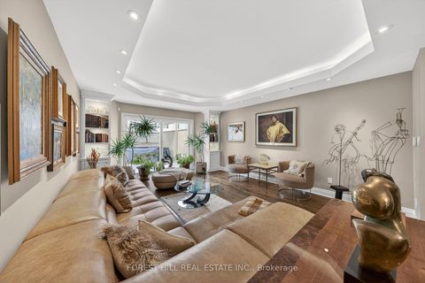 Photo 14 at 252 Spadina Road, Casa Loma, Toronto