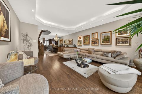 Photo 16 at 252 Spadina Road, Casa Loma, Toronto