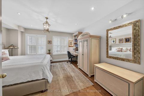 Photo 22 at 252 Spadina Road, Casa Loma, Toronto