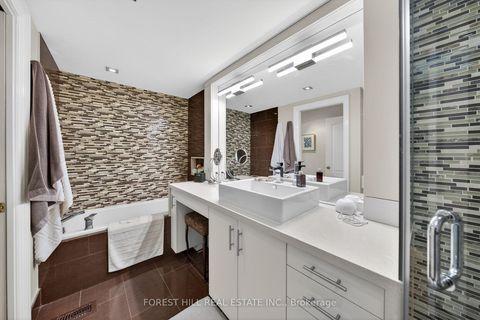 Photo 31 at 252 Spadina Road, Casa Loma, Toronto