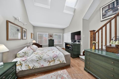 Photo 34 at 252 Spadina Road, Casa Loma, Toronto