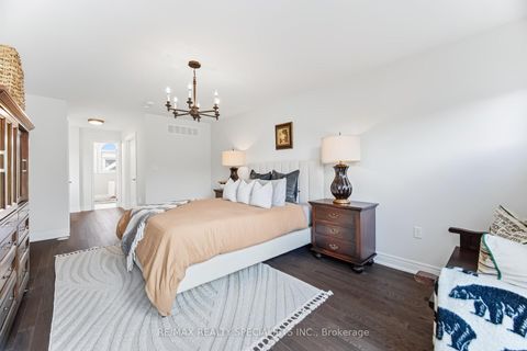 Photo 14 at 57 Hiawatha Court, Islington Woods, Vaughan