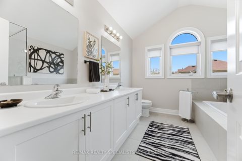 Photo 15 at 57 Hiawatha Court, Islington Woods, Vaughan