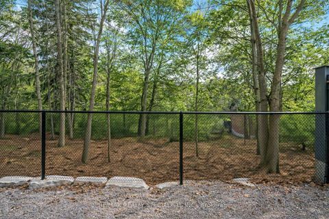 Photo 23 at 57 Hiawatha Court, Islington Woods, Vaughan