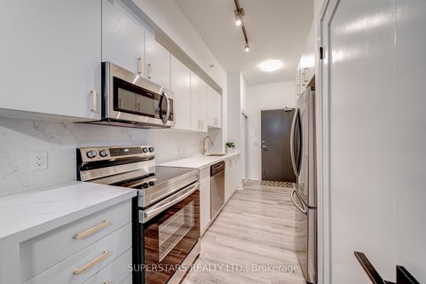 Photo 1 at 525 - 11611 Yonge Street, Jefferson, Richmond Hill