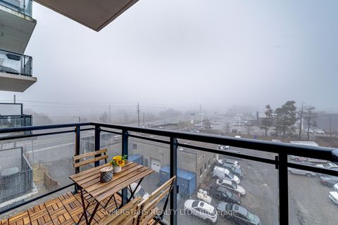 Photo 14 at 525 - 11611 Yonge Street, Jefferson, Richmond Hill