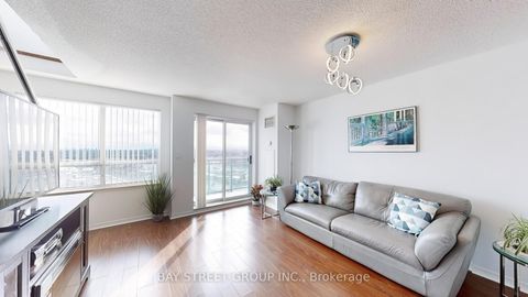 Photo 4 at LPH19 - 39 Oneida Crescent, Langstaff, Richmond Hill