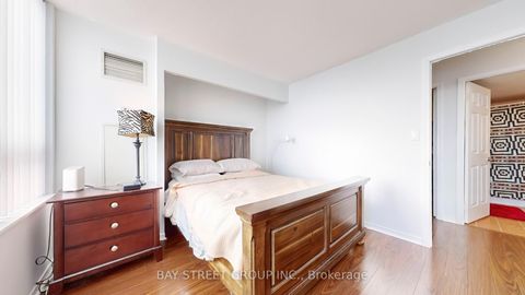 Photo 20 at LPH19 - 39 Oneida Crescent, Langstaff, Richmond Hill