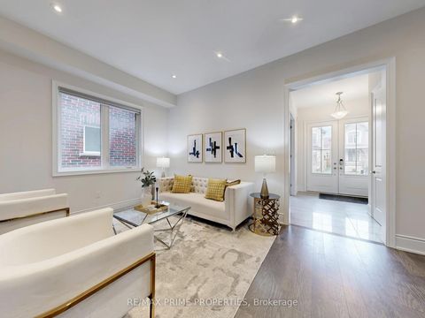 Photo 3 at 46 Scrivener Drive, Rural Aurora, Aurora