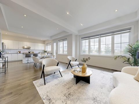 Photo 11 at 46 Scrivener Drive, Rural Aurora, Aurora