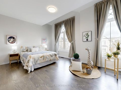 Photo 19 at 46 Scrivener Drive, Rural Aurora, Aurora