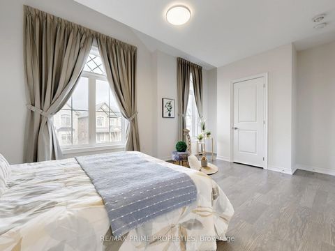 Photo 23 at 46 Scrivener Drive, Rural Aurora, Aurora