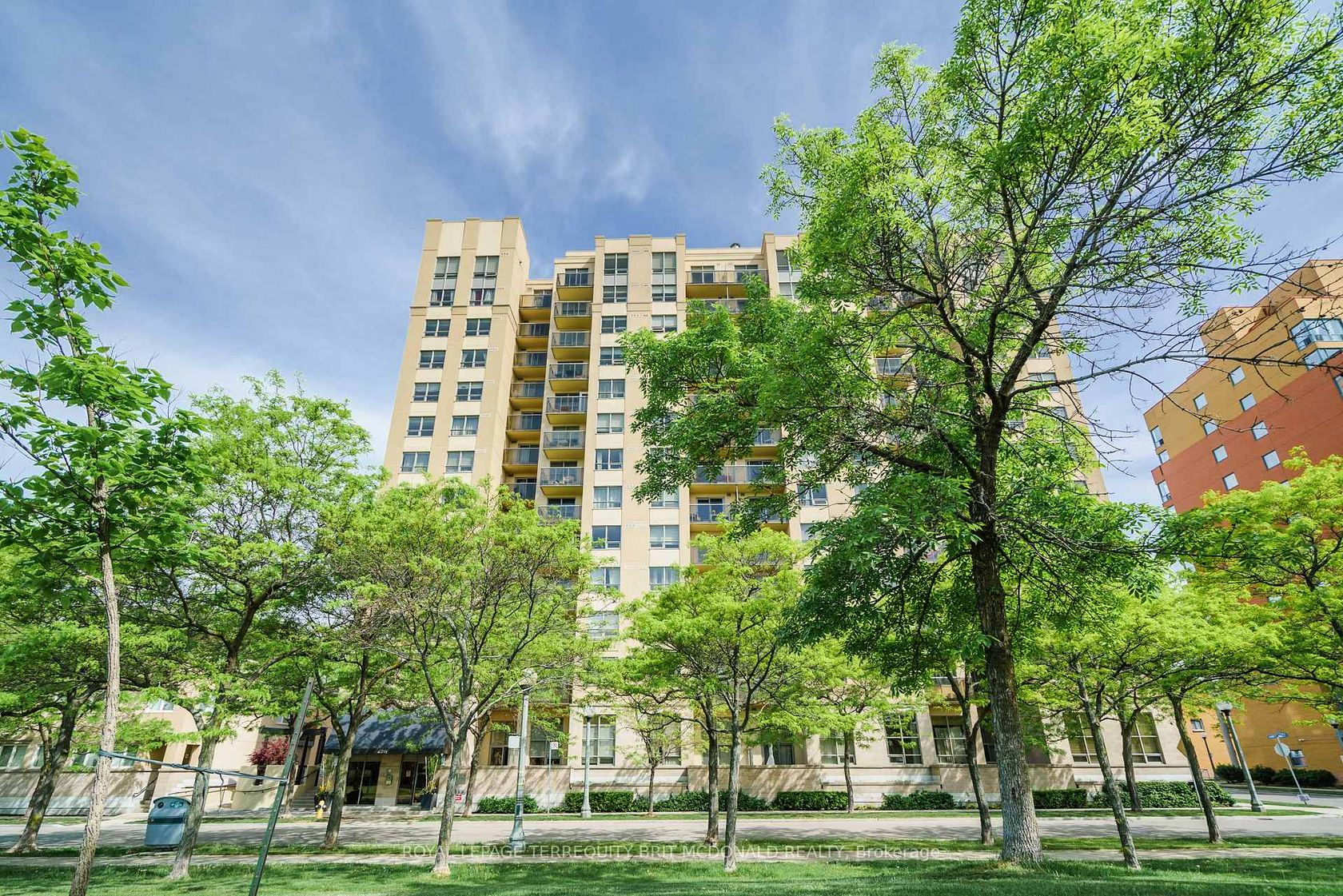 1101 - 4 Elsinore Path, New Toronto, Toronto 