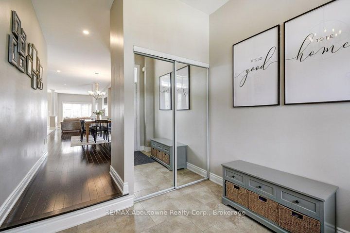 Photo 4 at 2454 Greenwich Drive, WM Westmount, Oakville