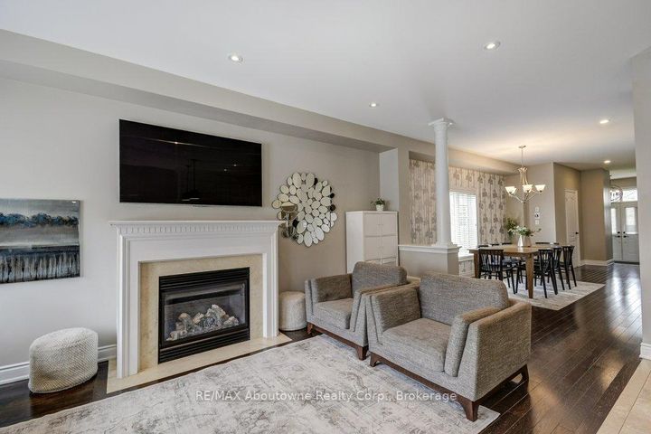 Photo 10 at 2454 Greenwich Drive, WM Westmount, Oakville