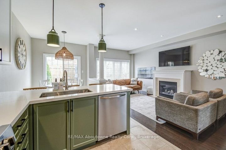 Photo 16 at 2454 Greenwich Drive, WM Westmount, Oakville