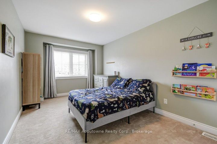 Photo 20 at 2454 Greenwich Drive, WM Westmount, Oakville