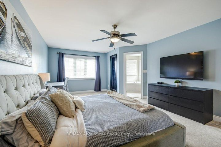 Photo 22 at 2454 Greenwich Drive, WM Westmount, Oakville