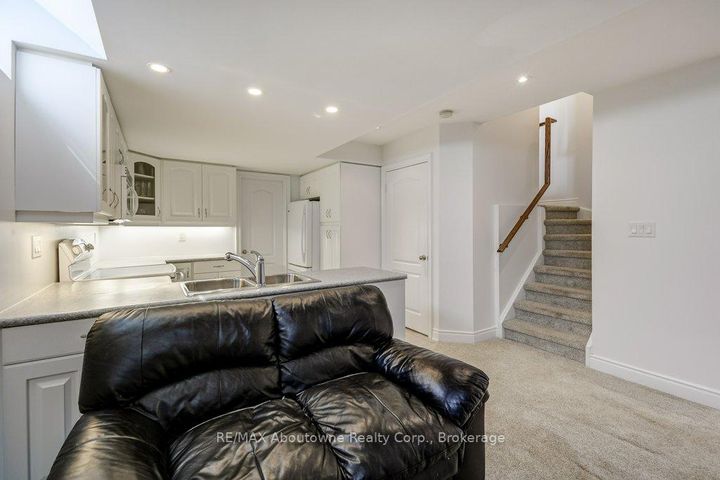 Photo 23 at 2454 Greenwich Drive, WM Westmount, Oakville