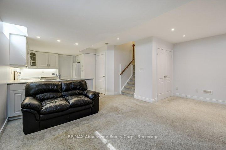 Photo 30 at 2454 Greenwich Drive, WM Westmount, Oakville