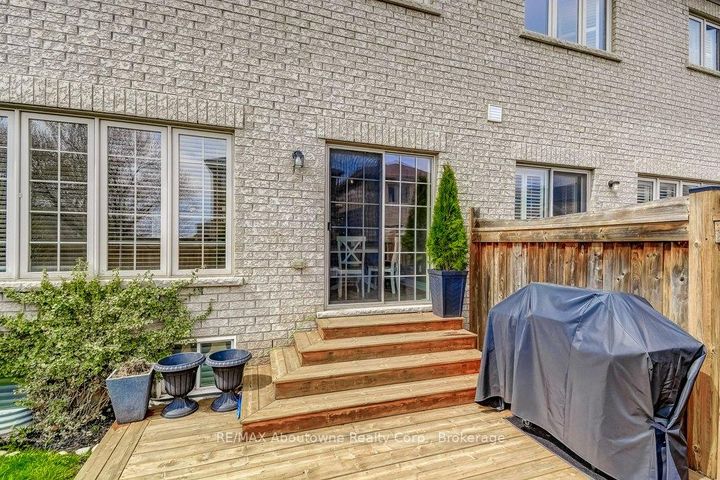 Photo 36 at 2454 Greenwich Drive, WM Westmount, Oakville