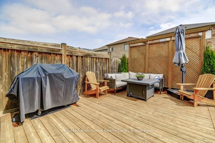 Photo 38 at 2454 Greenwich Drive, WM Westmount, Oakville