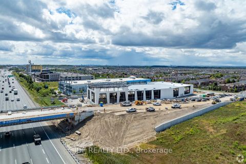 Photo 2 at 3 - 435 Cityview Boulevard, Vellore Village, Vaughan