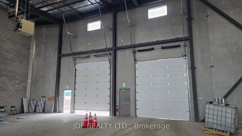 Photo 13 at 3 - 435 Cityview Boulevard, Vellore Village, Vaughan