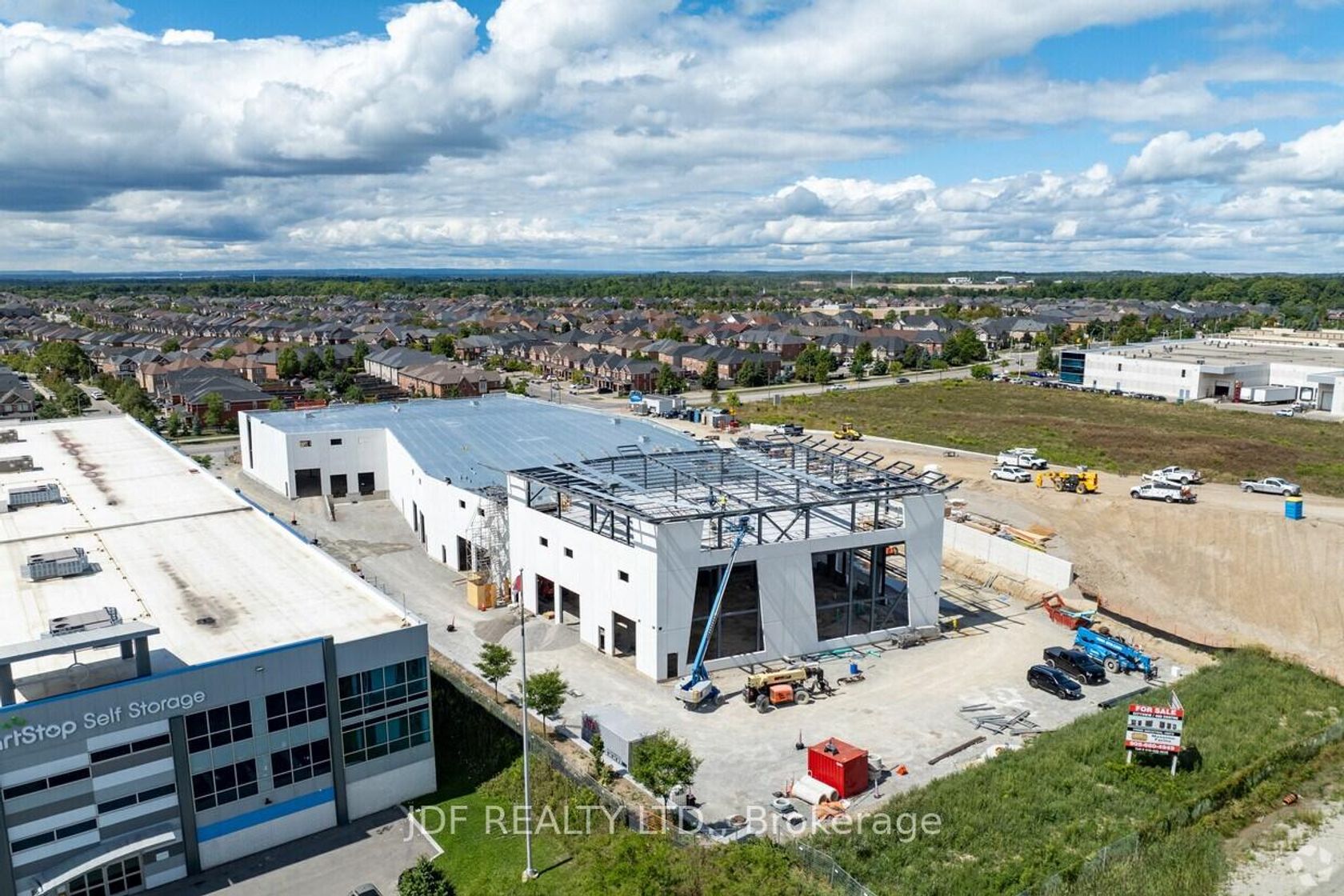 3 - 435 Cityview Boulevard, Vellore Village, Vaughan photo number 2