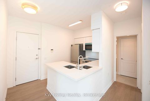 Photo 6 at 2101 - 21 Hillcrest Avenue, Willowdale East, Toronto