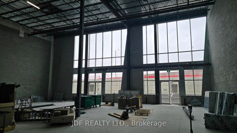 Photo 14 at 4 - 435 Cityview Boulevard, Vellore Village, Vaughan