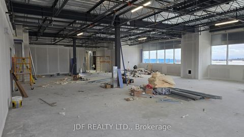 Photo 13 at 204 - 435 Cityview Boulevard, Vellore Village, Vaughan