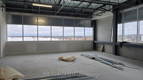 Photo 14 at 204 - 435 Cityview Boulevard, Vellore Village, Vaughan