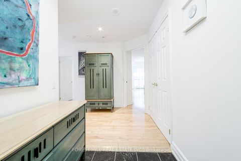 Photo 4 at 305 - 38 Avenue Road, Annex, Toronto