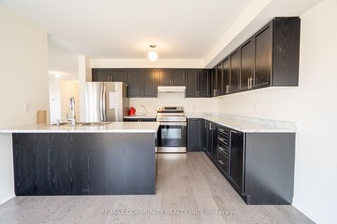 Photo 11 at 101 Sailors Landing, Bowmanville, Clarington