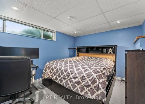 Photo 25 at 31 Patrick Drive, Aurora Highlands, Aurora