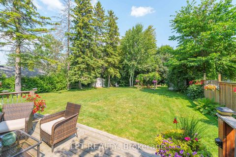 Photo 32 at 31 Patrick Drive, Aurora Highlands, Aurora