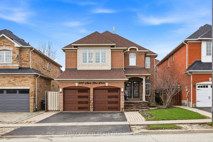 Photo 0 at 733 Novo Star Drive, Meadowvale Village, Mississauga