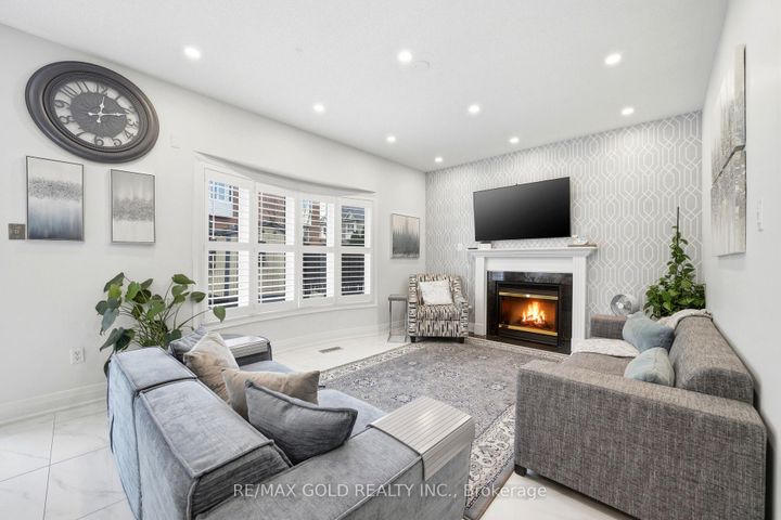 Photo 16 at 733 Novo Star Drive, Meadowvale Village, Mississauga